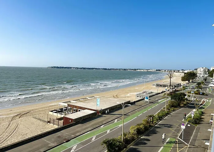 T3 Face A Avec Terrasse Et Parking Prive, 4 Couchages - Fr-1-245-97 Apartment