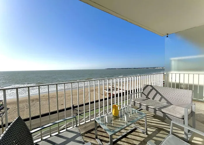 T3 Face A Avec Terrasse Et Parking Prive, 4 Couchages - Fr-1-245-97 Apartment *